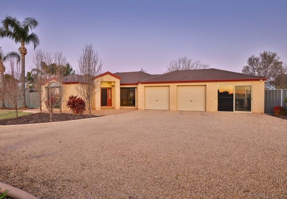 378 Karadoc Avenue, NICHOLS POINT VIC 3501 | One Agency Mildura