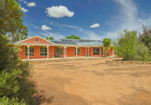 36 Deakin Avenue, Koorlong, VIC 3501