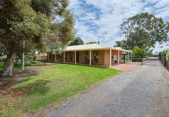 47 River Avenue, Merbein, VIC 3505